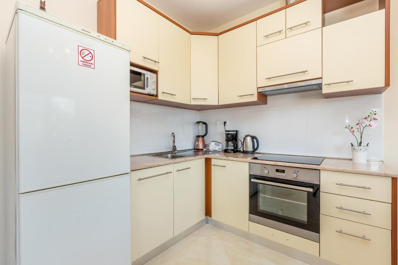 Apartman Vesna Malinska Exterior photo